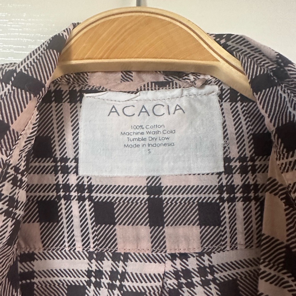 Acacia Swimwear Black and Pink Plaid Button Down Shirt small 100% cotton